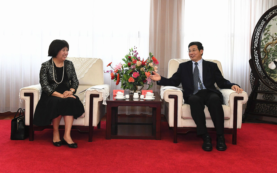 庄荣文会见世界知识产权组织副总干事王彬颖一行时表示<br />不断巩固和加强版权领域交流合作