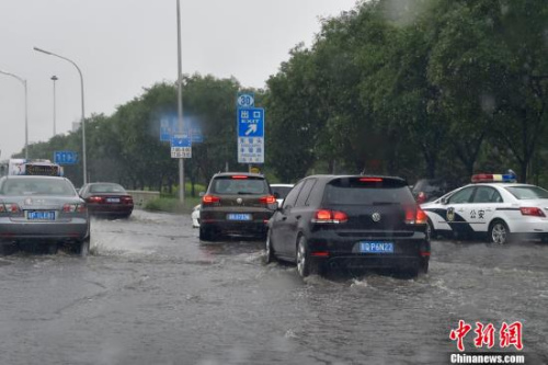 “逢雨必涝”顽疾难破 中国城市如何不再“看海”